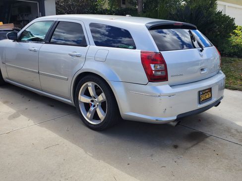 Used 2006 Dodge Magnum SRT8 w/ SRT Option Group III image 5