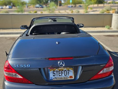 Used 2009 Mercedes-Benz SL 550 SL 550 Roadster 2D image 5
