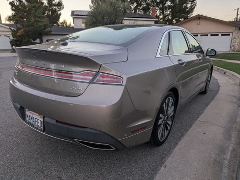Used 2020 Lincoln MKZ Reserve w/ Elements Package image 6