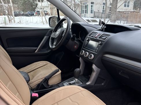 Used 2016 Subaru Forester 2.5i w/ Alloy Wheel Package image 9