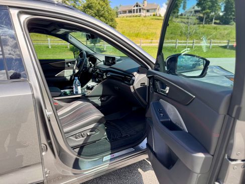 Used 2024 Acura MDX Type S image 10
