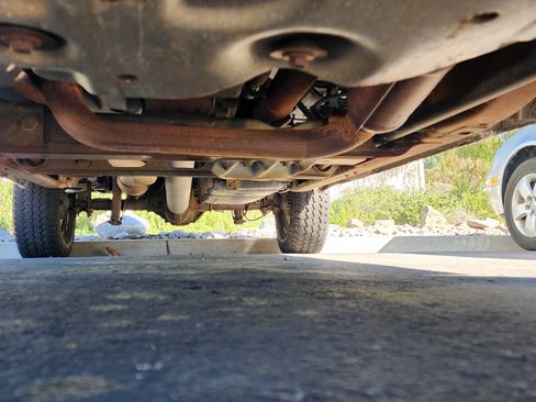 Used 2001 Chevrolet Silverado 1500 4x4 Extended Cab w/ Firm Ride Suspension Pkg image 9