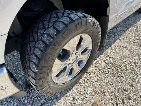 Used 2021 Ford F150 Platinum w/ Equipment Group 701A High image 10