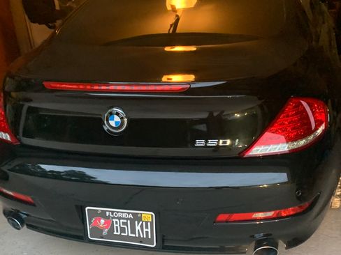 Used 2008 BMW 650i Coupe image 2