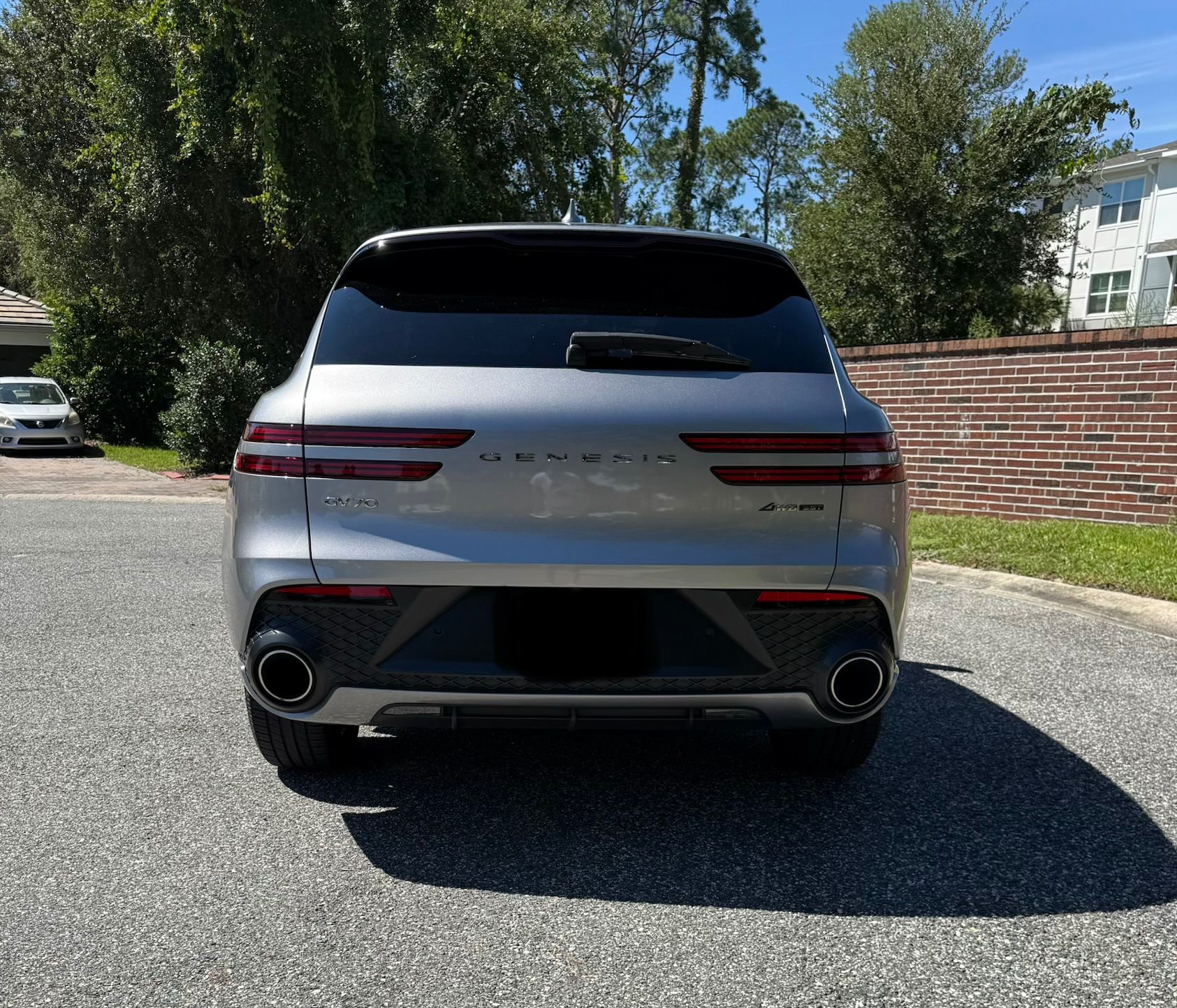 Used 2022 Genesis GV70 3.5T Sport AWD/4WD image 8