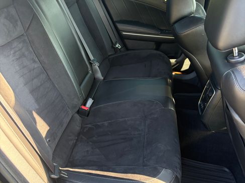 Used 2019 Dodge Charger Scat Pack w/ Technology Group RWD image 14