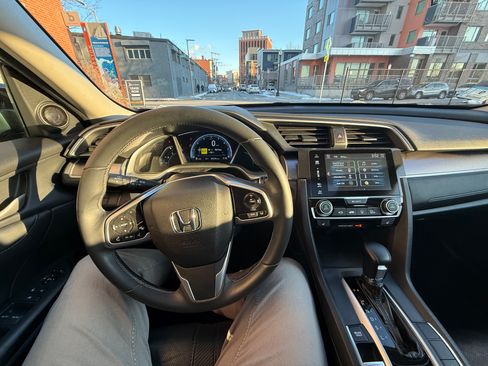 Used 2016 Honda Civic EX-L image 22