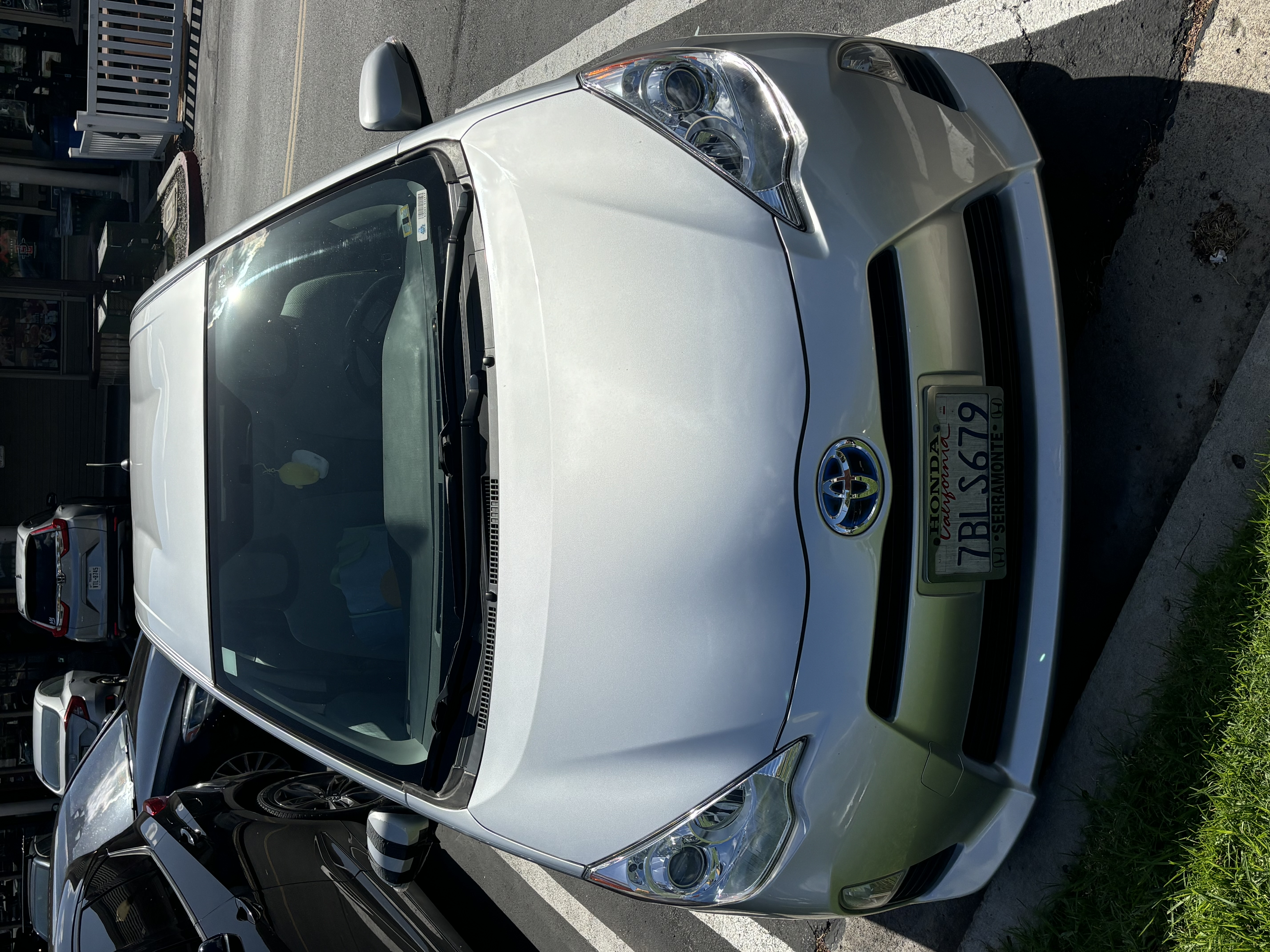 Used 2013 Toyota Prius C One FWD image 2