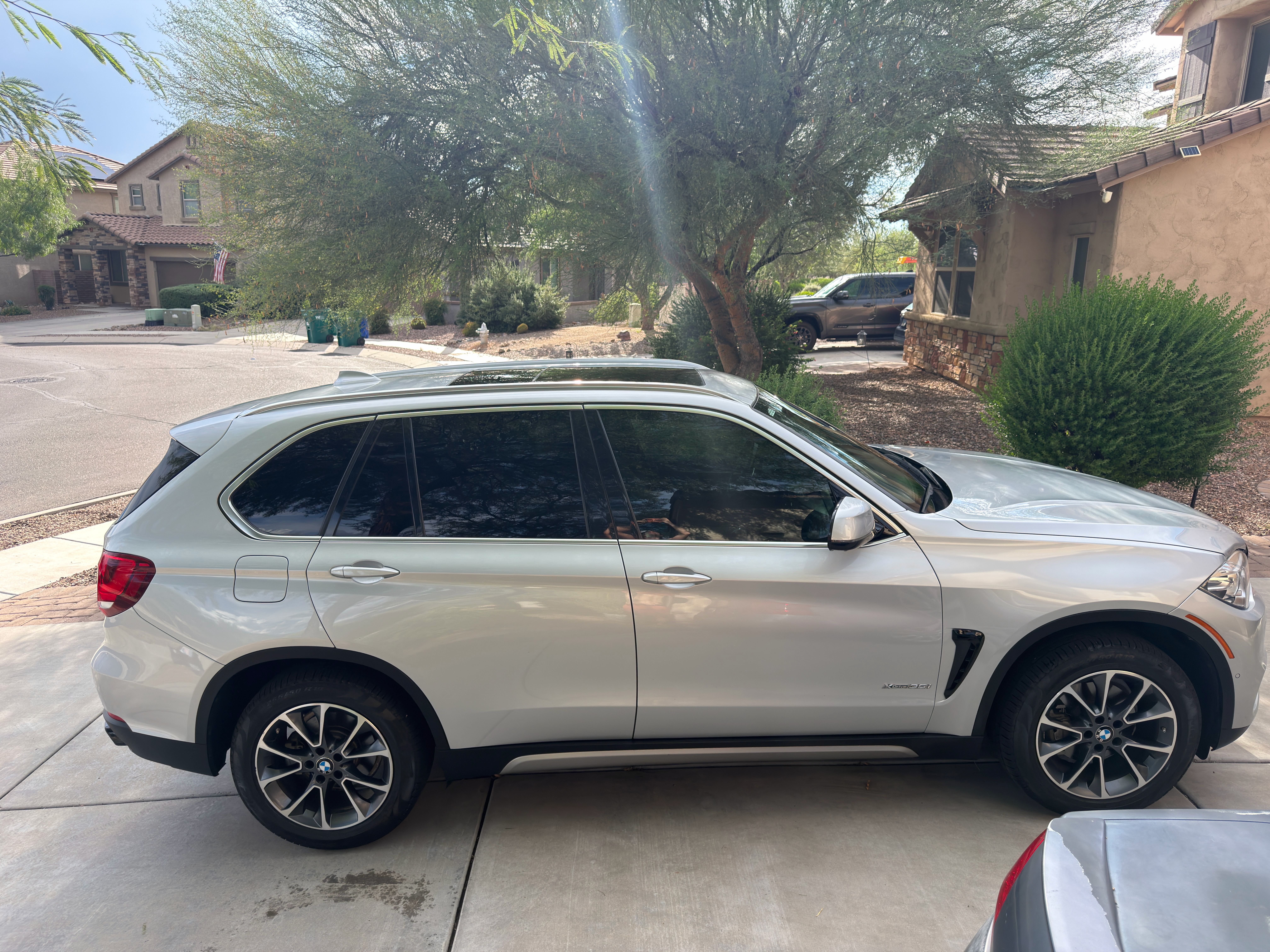 Used 2018 BMW X5 xDrive35i AWD/4WD image 2
