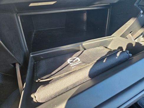 Used 2012 MAZDA MAZDA3 i Sport image 16