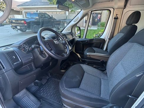 Used 2020 RAM ProMaster 2500 FWD image 11