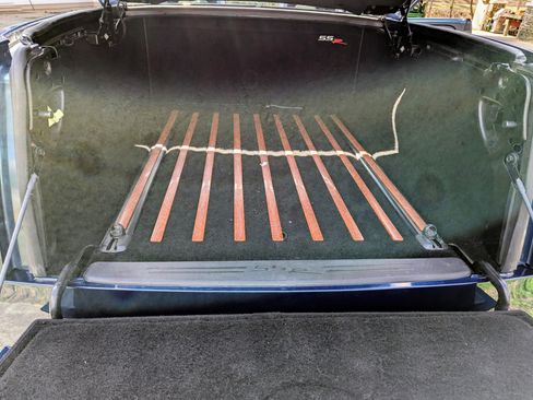 Used 2005 Chevrolet SSR w/ Preferred Equipment Group image 17