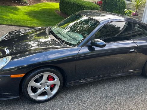 Used 2005 Porsche 911 Carrera 4S AWD/4WD image 6