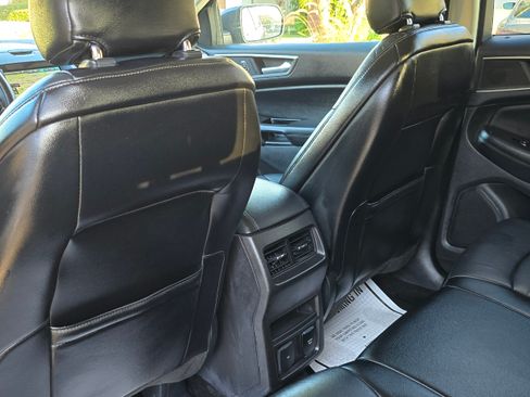 Used 2015 Ford Edge SEL w/ Equipment Group 201A image 10