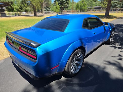 Used 2023 Dodge Challenger R/T Scat Pack RWD image 5