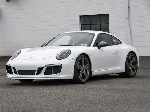 Used 2019 Porsche 911 Carrera T image 17
