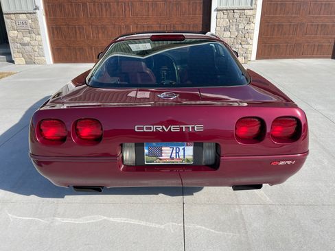 Used 1993 Chevrolet Corvette ZR1 image 5