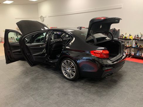 Used 2018 BMW M550i xDrive image 6