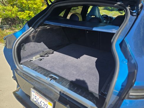 Used 2023 Aston Martin DBX 707 image 31