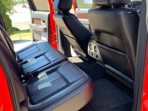 Used 2012 Ford F150 Lariat w/ Lariat Chrome Pkg image 5