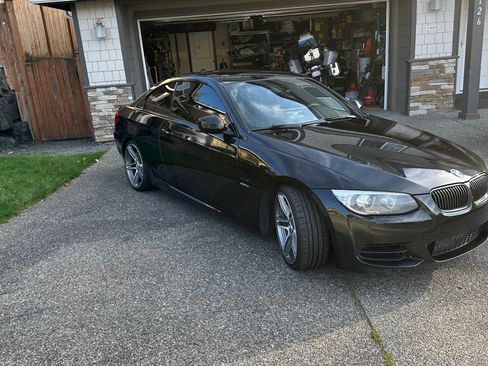 Used 2011 BMW 335is Coupe image 5