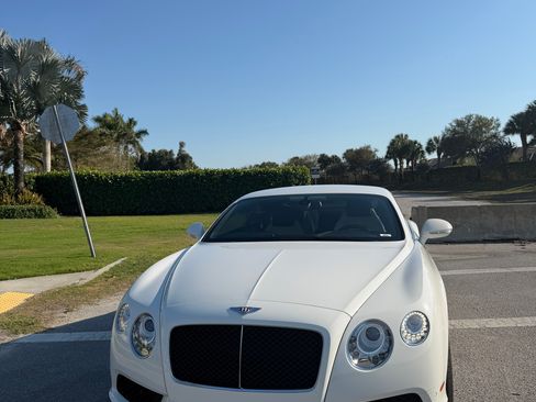 Used 2015 Bentley Continental GT V8 S image 1