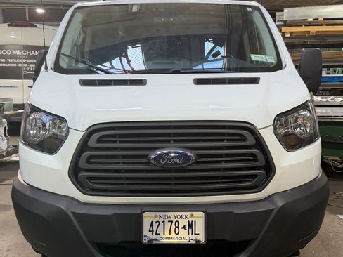 Used 2018 Ford Transit 150 130 Low Roof image 8