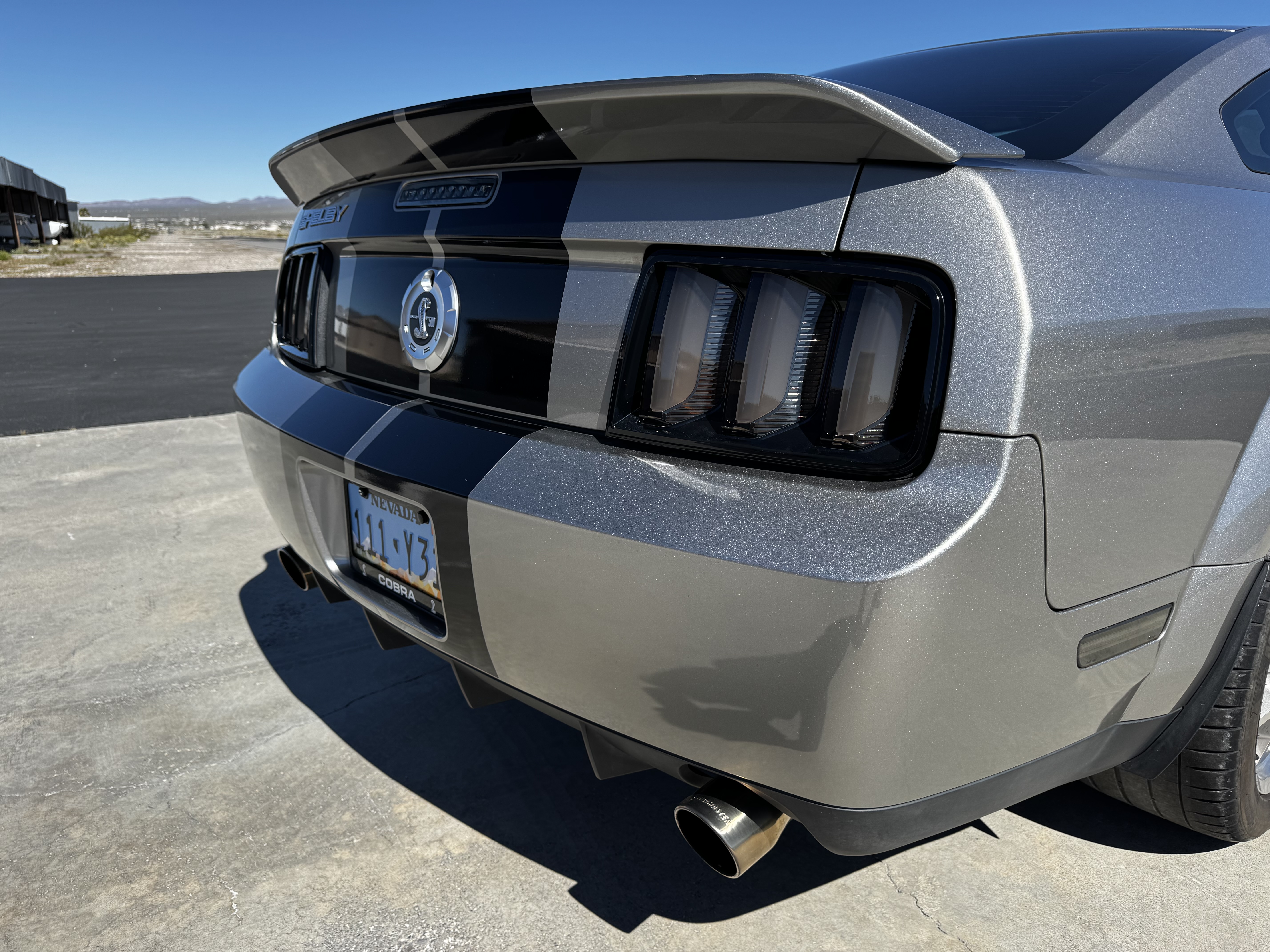 Used 2008 Ford Mustang Shelby GT500 RWD image 8