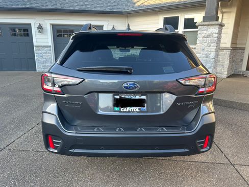 Used 2021 Subaru Outback Onyx Edition XT AWD/4WD image 5