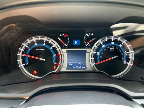 Used 2014 Toyota 4Runner SR5 Premium AWD/4WD image 10