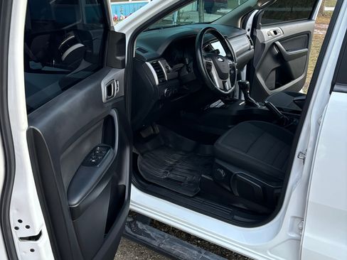 Used 2019 Ford Ranger XLT w/ Equipment Group 301A Mid image 8