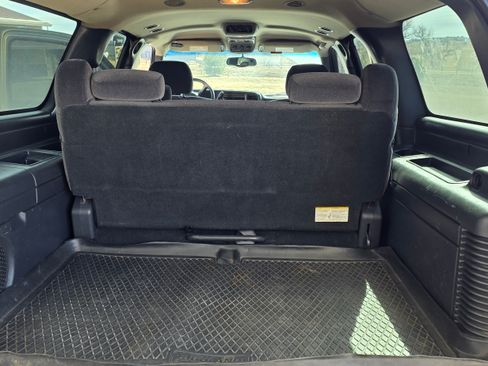 Used 2002 GMC Yukon XL SLE image 21