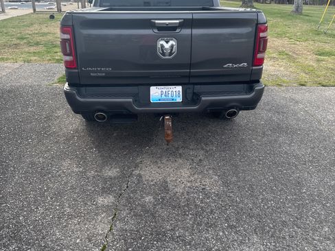 Used 2021 RAM 1500 Limited image 17