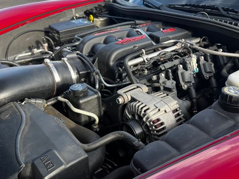 Used 2006 Chevrolet Corvette Z06 w/ Preferred Equipment Group image 19