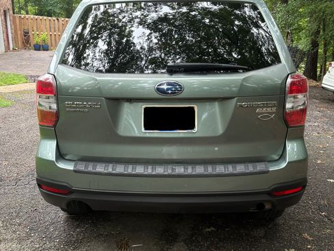 Used 2015 Subaru Forester 2.5i Premium w/ Popular Package #2 AWD/4WD image 5