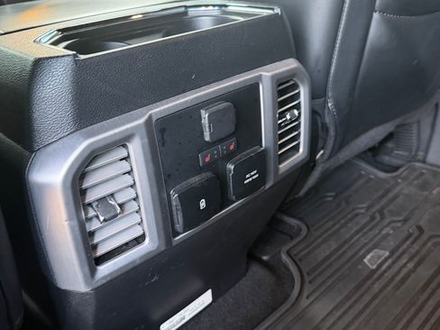 Used 2019 Ford F250 Platinum w/ Platinum Ultimate Package AWD/4WD image 11