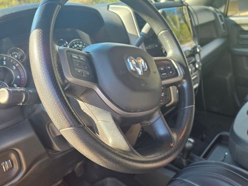 Used 2022 RAM 3500 Tradesman image 12