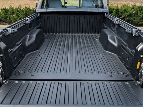 Used 2010 Toyota Tacoma 2WD Regular Cab image 6