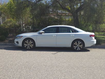 Used 2020 Volkswagen Passat 2.0T SEL