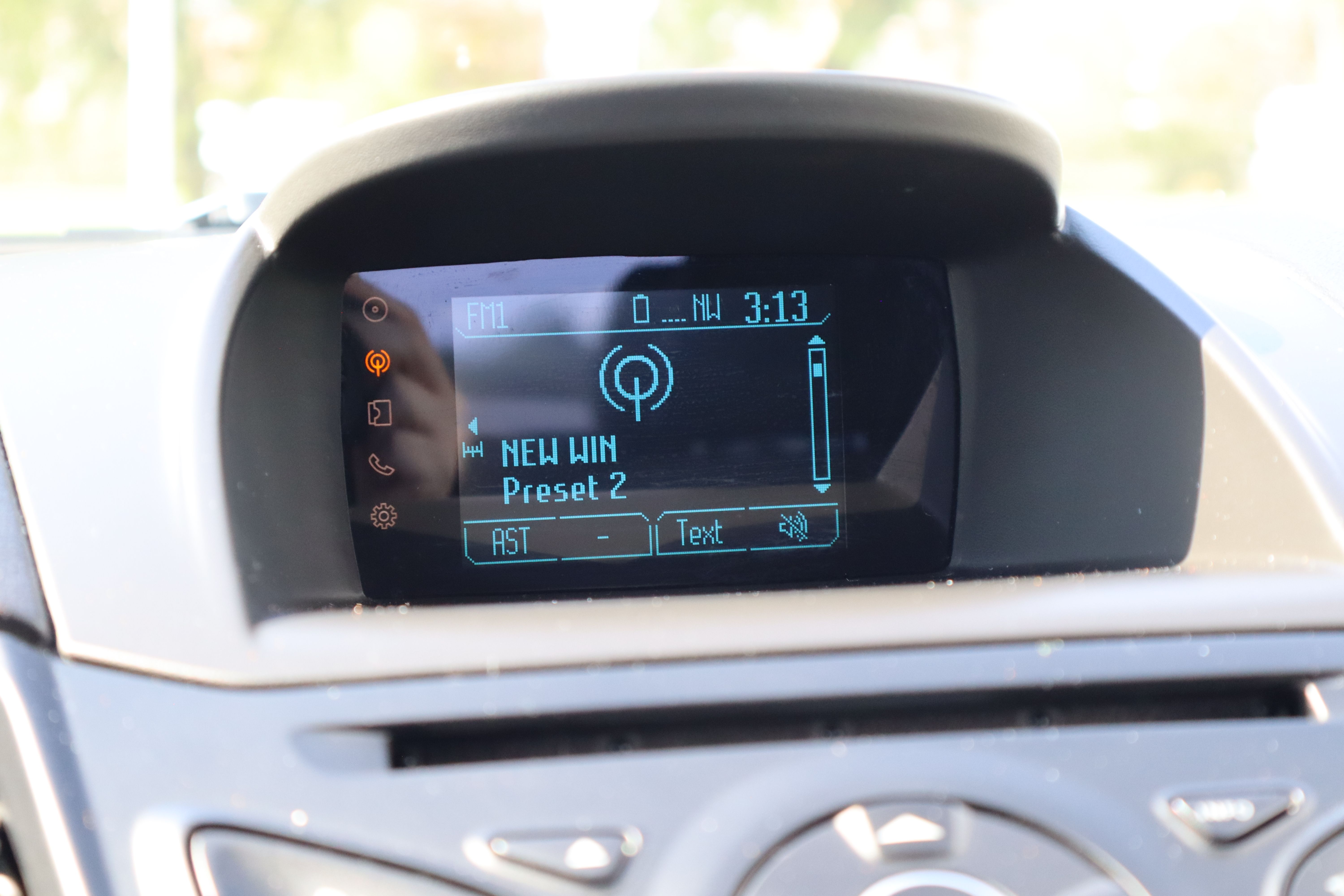 Used 2015 Ford Fiesta SE FWD image 20