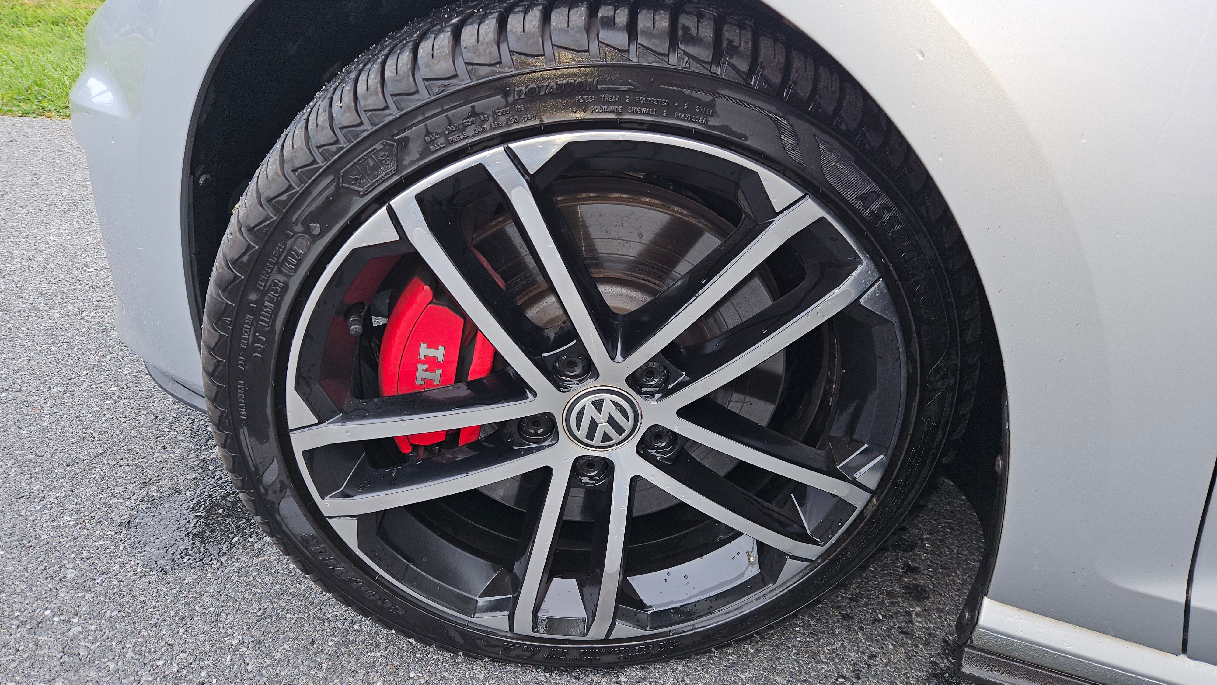 Used 2017 Volkswagen GTI Sport FWD image 19