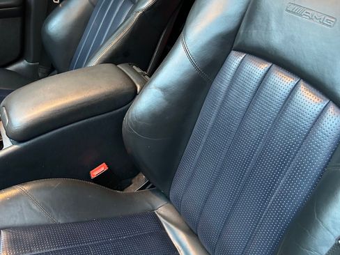Used 2002 Mercedes-Benz C 32 AMG image 1