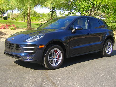 Used 2017 Porsche Macan Turbo AWD/4WD image 1