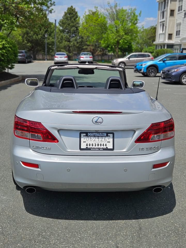 Used 2010 Lexus IS 350C RWD image 4