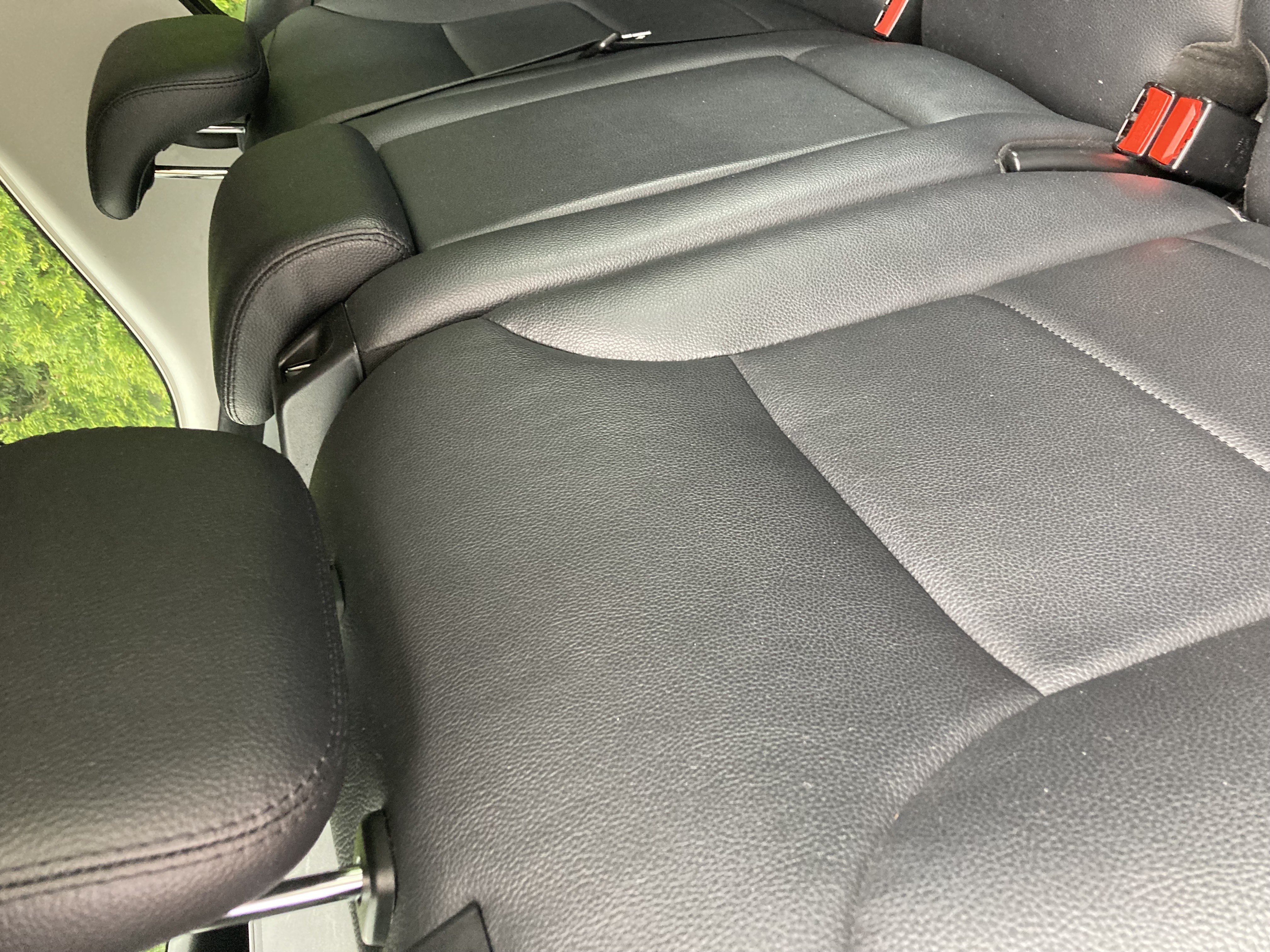 Used 2011 Mercedes-Benz ML 350 BlueTEC 4MATIC image 5