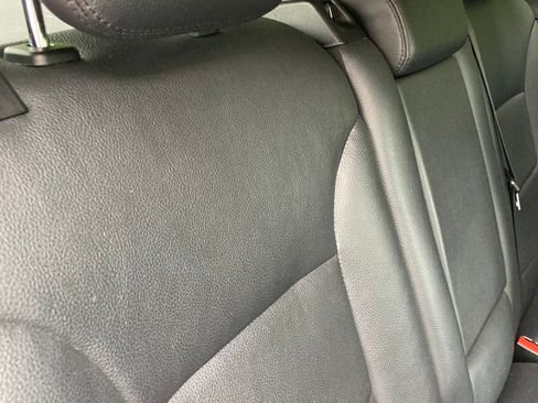 Used 2011 Mercedes-Benz ML 350 BlueTEC 4MATIC image 5