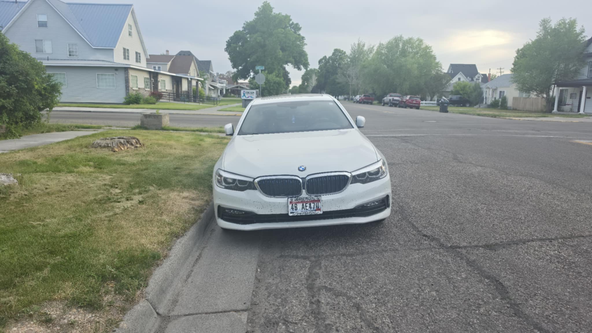 Used 2018 BMW 530e w/ Premium Package 2 RWD image 4
