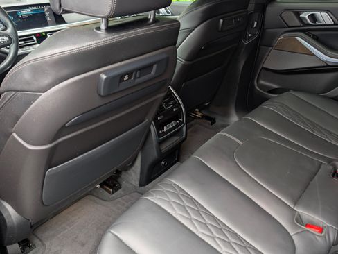 Used 2023 BMW X5 xDrive45e w/ Executive Package AWD/4WD image 9