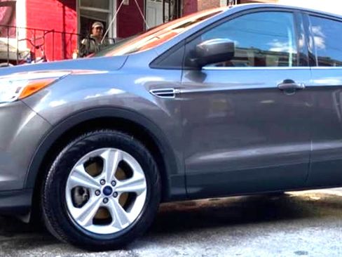Used 2014 Ford Escape SE image 4