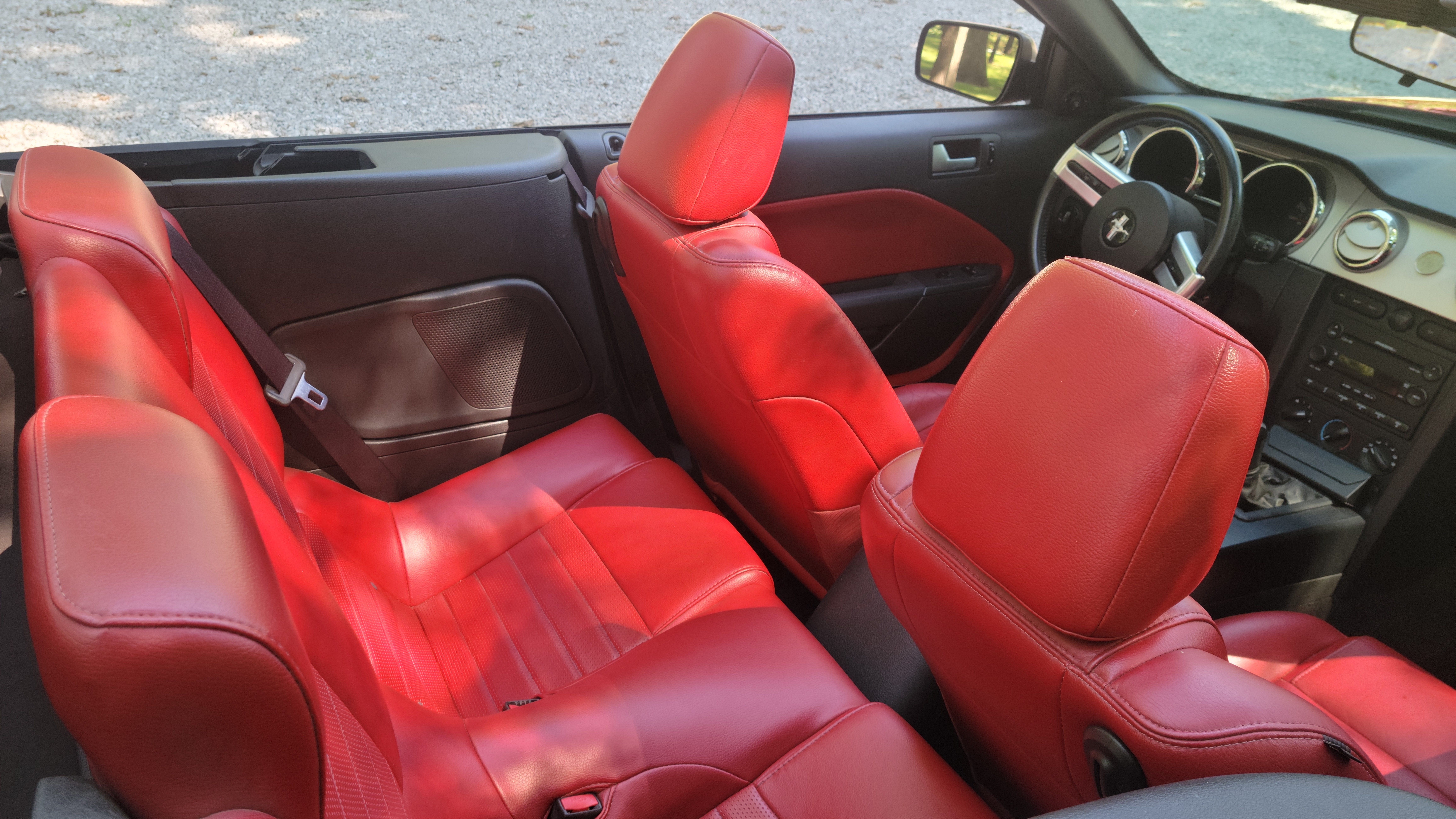 Used 2006 Ford Mustang GT RWD image 5